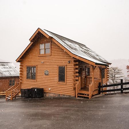 Epic Mountain Views, Hot Tub, Game Room, Sleeps 10 Sevierville Exterior foto