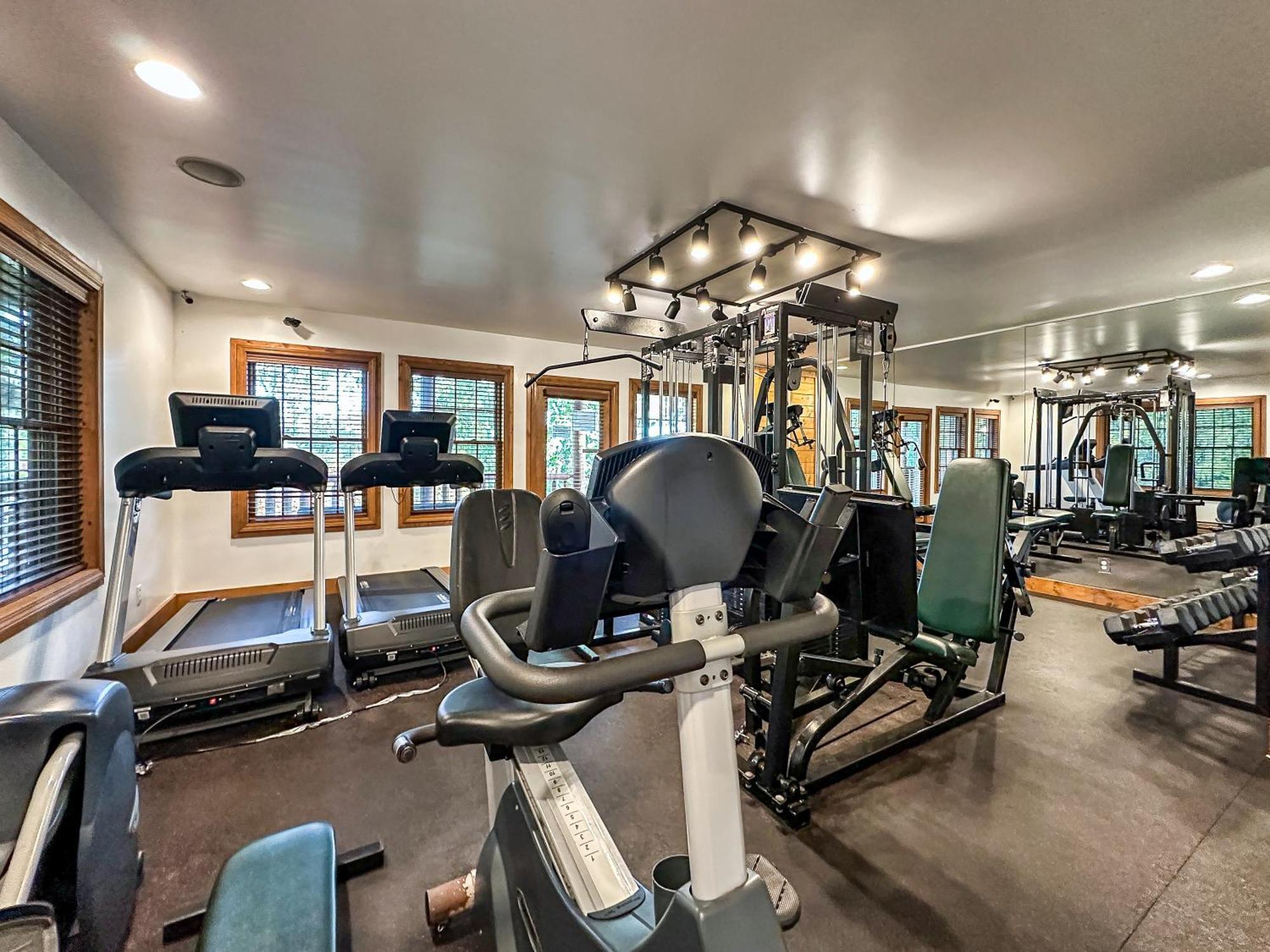 Epic Mountain Views, Hot Tub, Game Room, Sleeps 10 Sevierville Exterior foto
